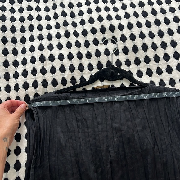 Massimo Dutti Pleated Linen Midi Dress - Picture 13 of 15